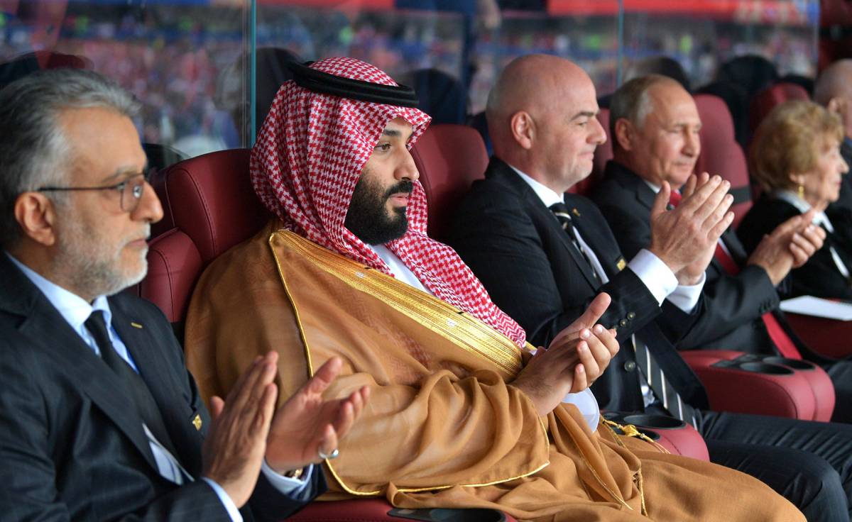 Mohammed bin Salman, en el palco de autoridades durante el Mundial de Rusia 2018