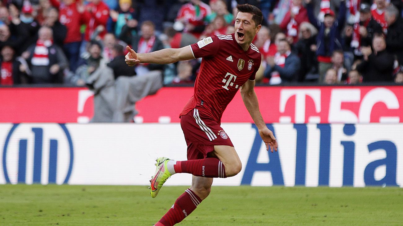 Robert Lewandowski celebra un gol