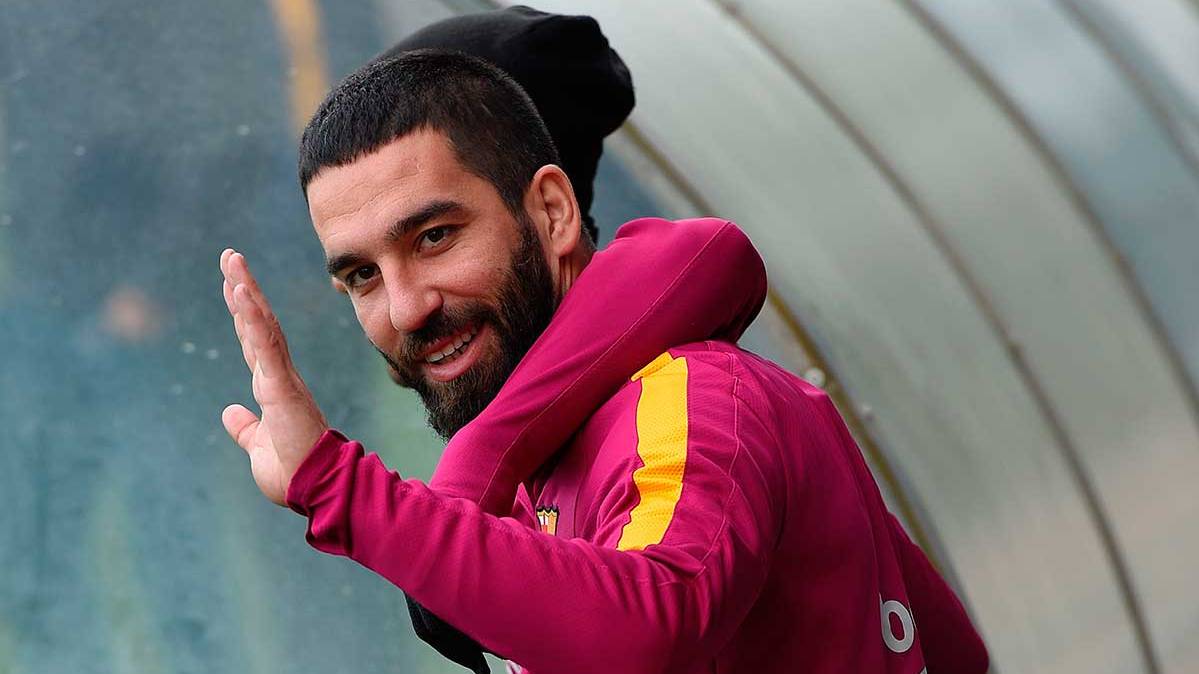 It burn Turan in a training with the FC Barcelona