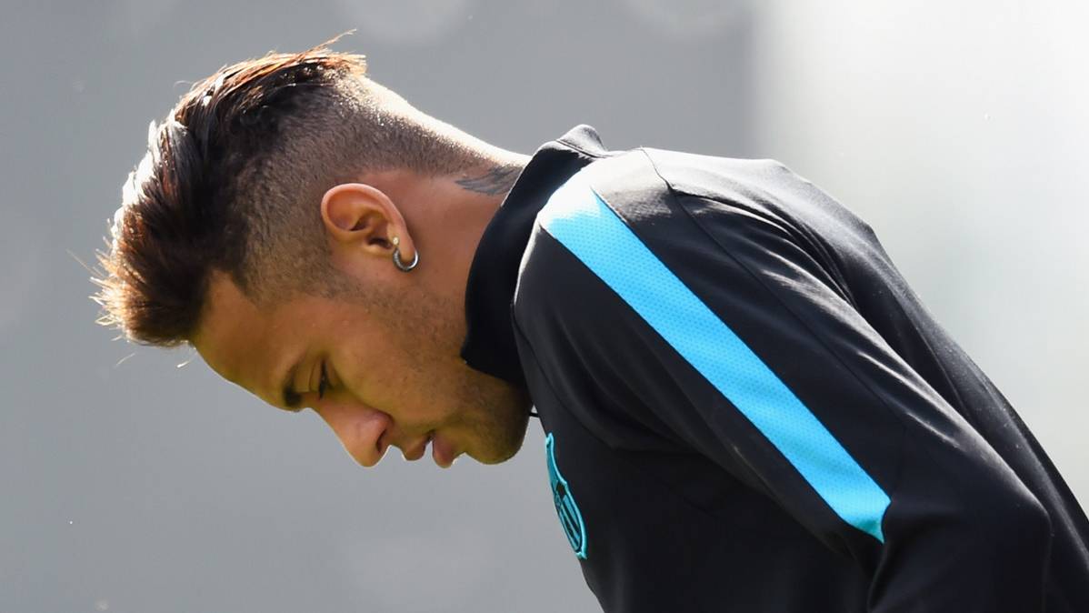 Neymar, in an image of a training