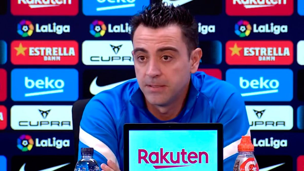 Xavi en su primera rueda de prensa con el Barça