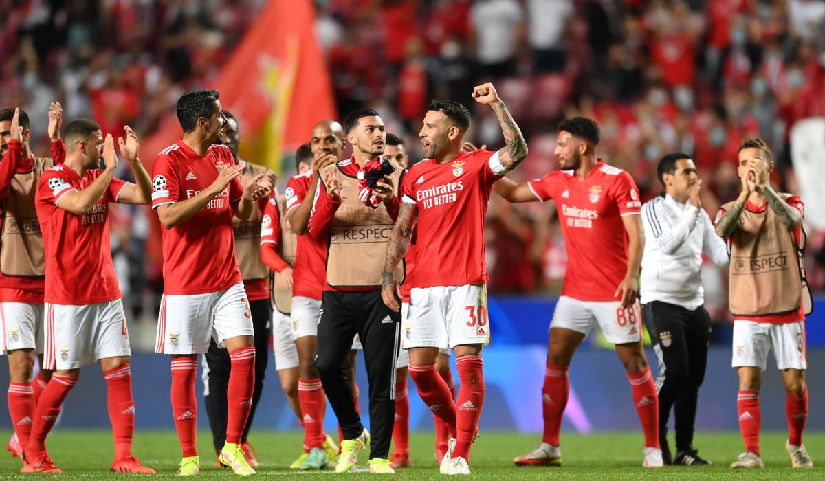 The Benfica goleó to the Paços and now focuses  in his 'final' in front of the Barça