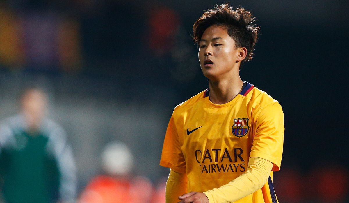 Lee Seung-Woo, durante un compromiso por la  UEFA Youth League