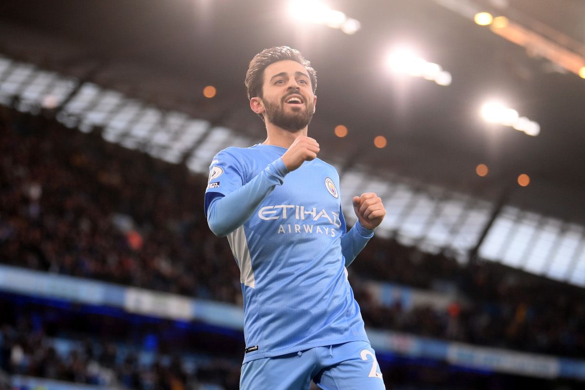 Bernardo Silva en un partido con el Manchester City