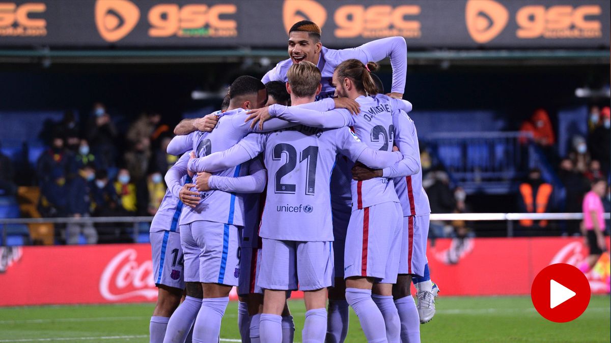 The players of the FC Barcelona celebrating a goal against the Villarreal