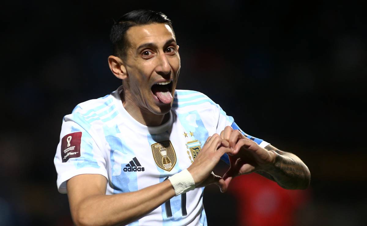 Ángel Di María celebra un gol con la selección argentina
