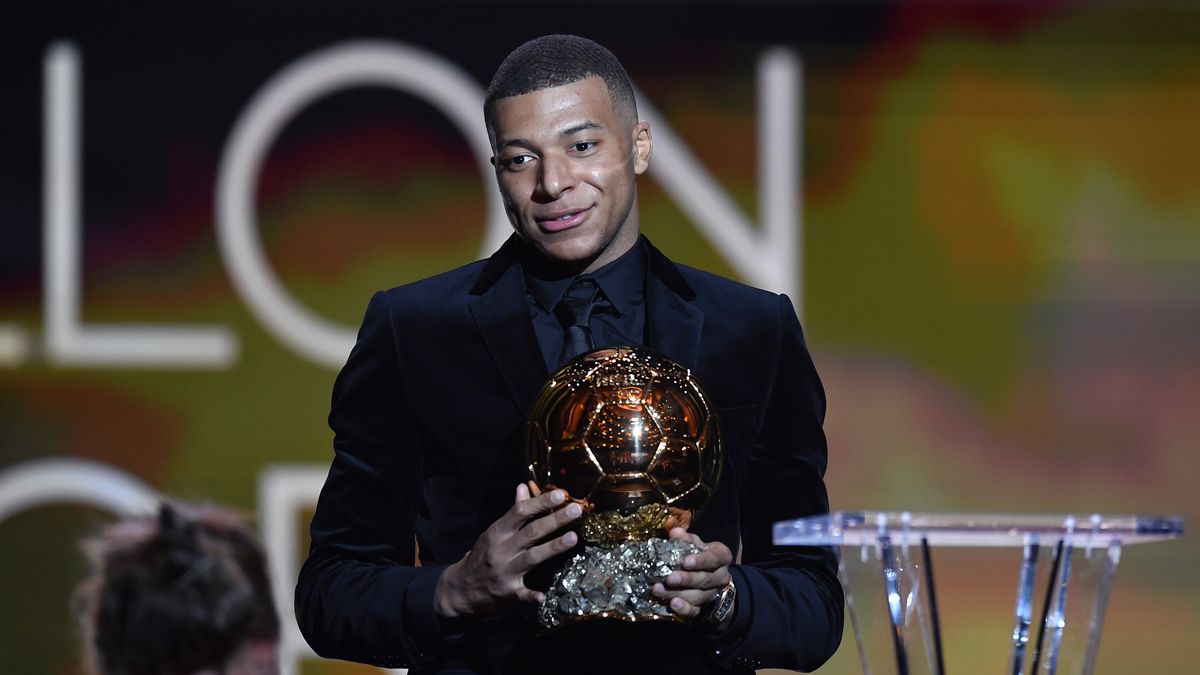 Kylian Mbappé During the gala of the Balloon of Gold