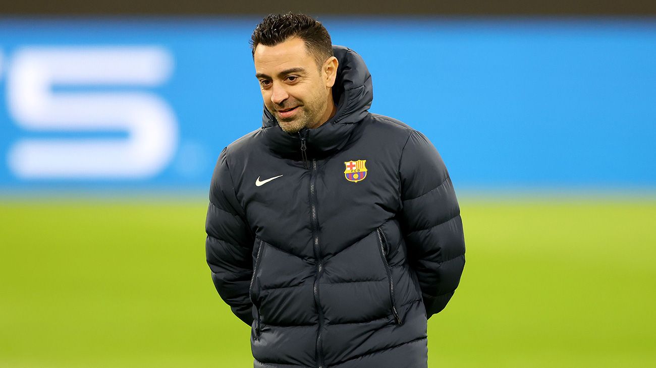 Xavi Hernández in a training