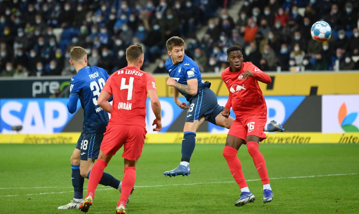 Ilaix Moriba (Right) in the visit to the Hoffenheim