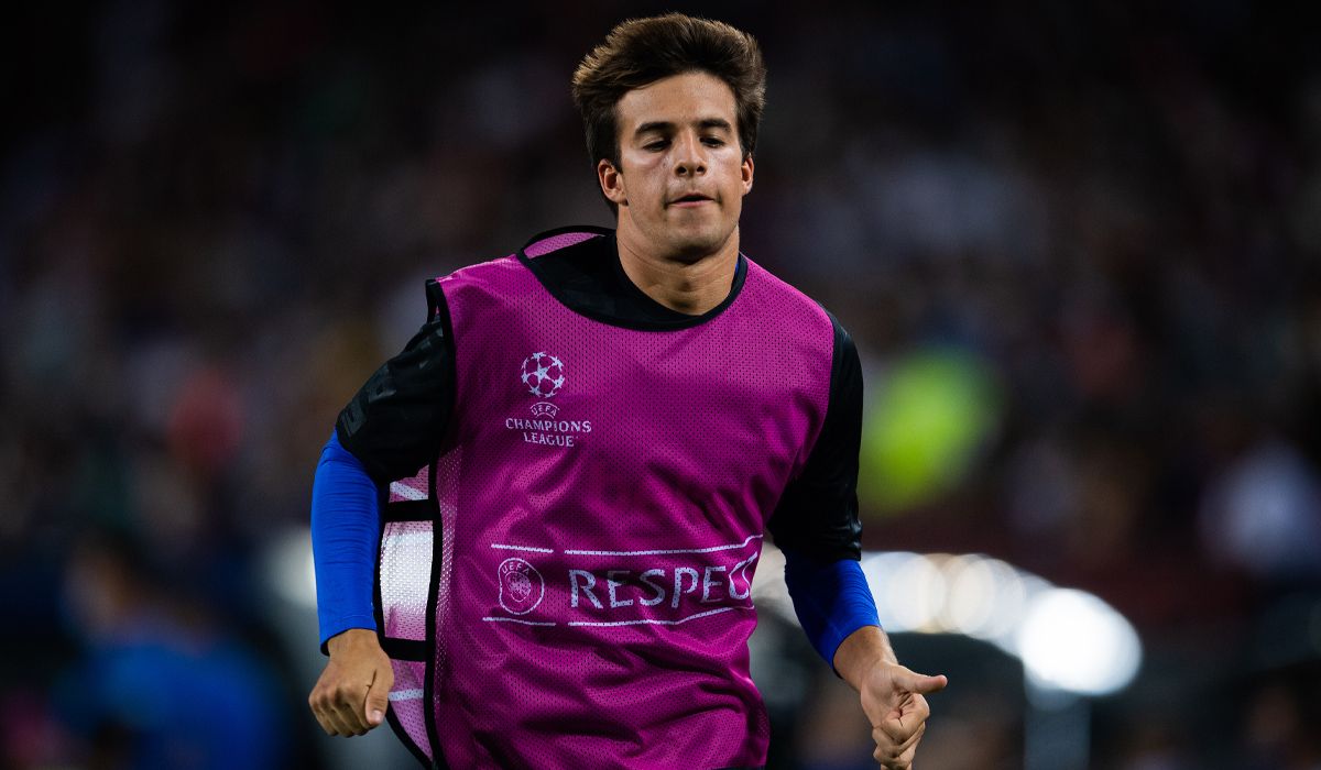 Riqui Puig shined in his first titularity with the Barça of Xavi