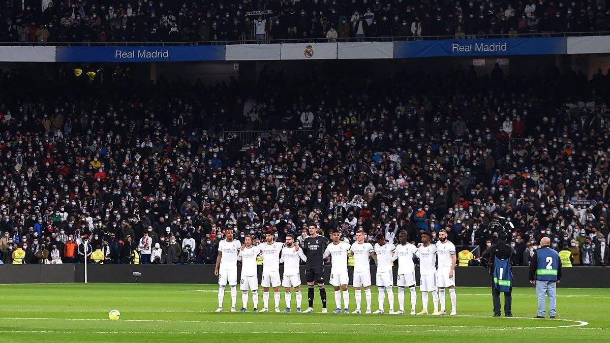 Los jugadores del Real Madrid antes de un partido en Liga