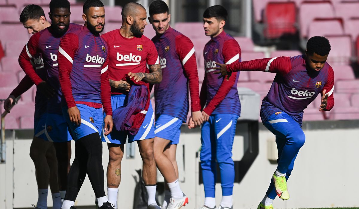 The Barça made session of recovery and already thinks in the Real Madrid