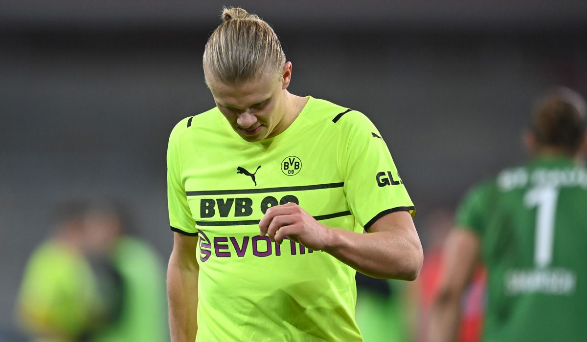 Erling Haaland durante un partido con el Dortmund