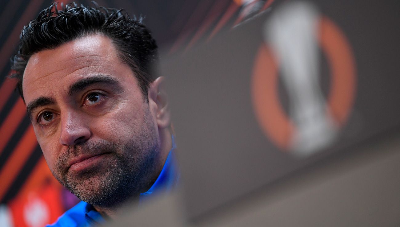 Xavi Hernández at a Europa League press conference