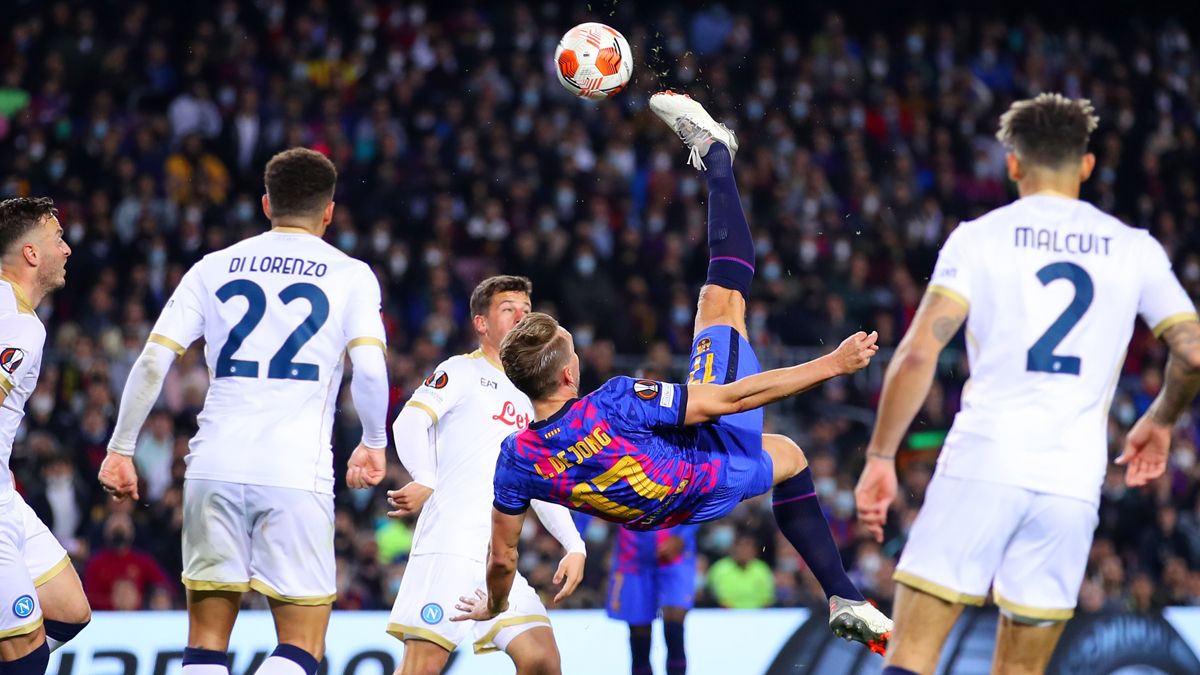 Acrobatics of Luuk of Jong in the Europe League