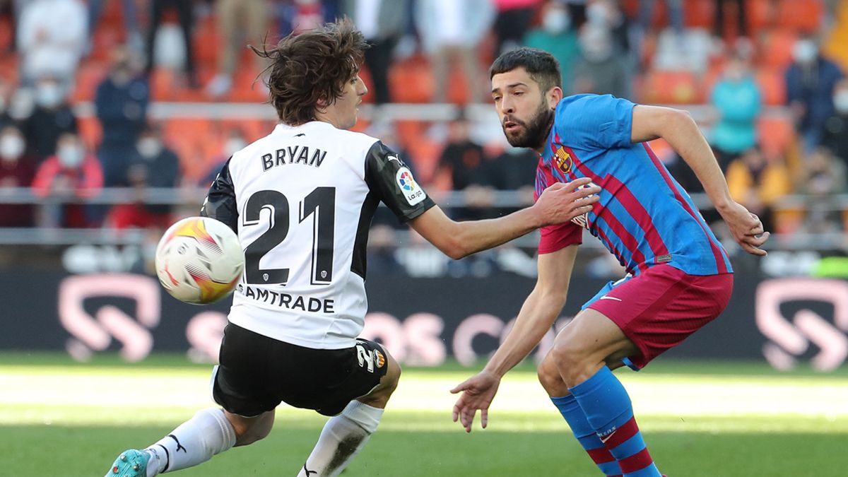 Jordi Alba durante el Valencia-Barça de LaLiga Santander