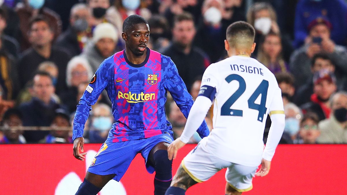 Lorenzo Insigne y Dembélé durante el Barça-Napoli de la Europa League