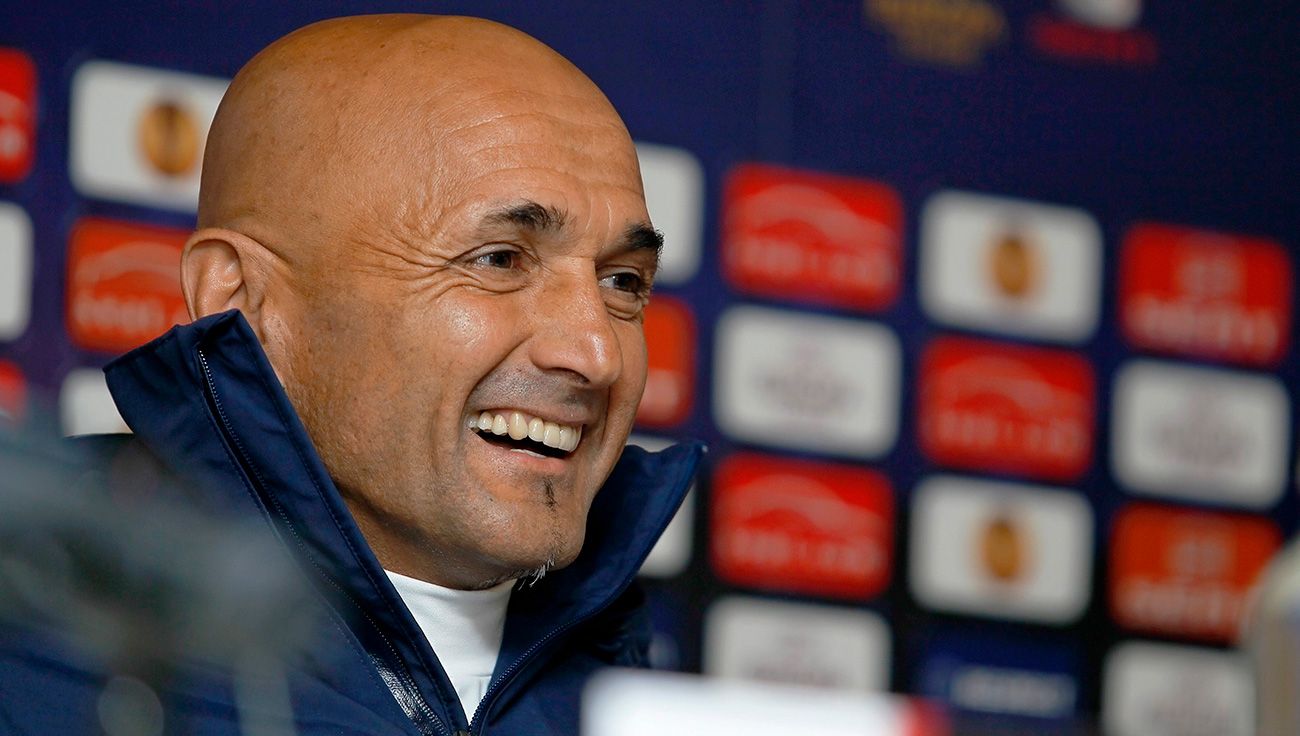 Spaletti at a press conference