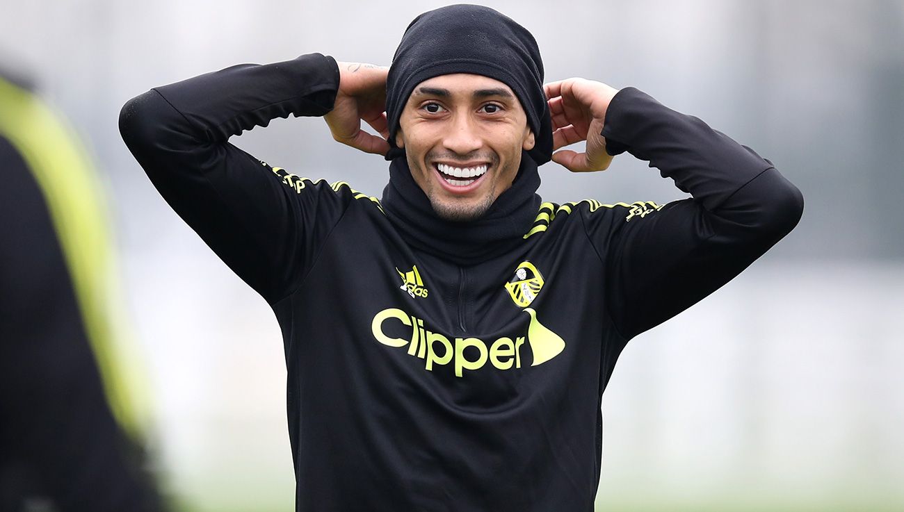 Raphinha entrenando con el Leeds United Raphinha entrenando con el Leeds United