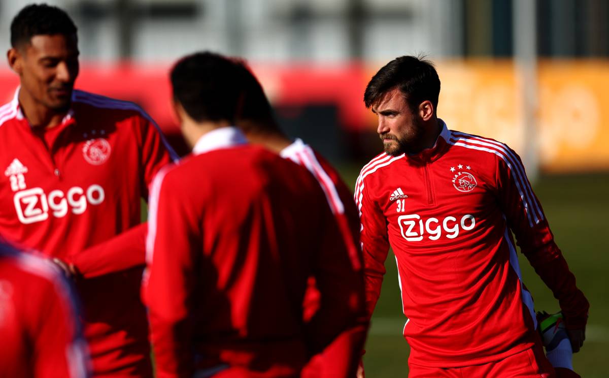 Nicolás Tagliafico en un entrenamiento del Ajax