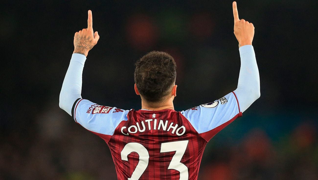 Coutinho celebrando un gol con el Aston Villa