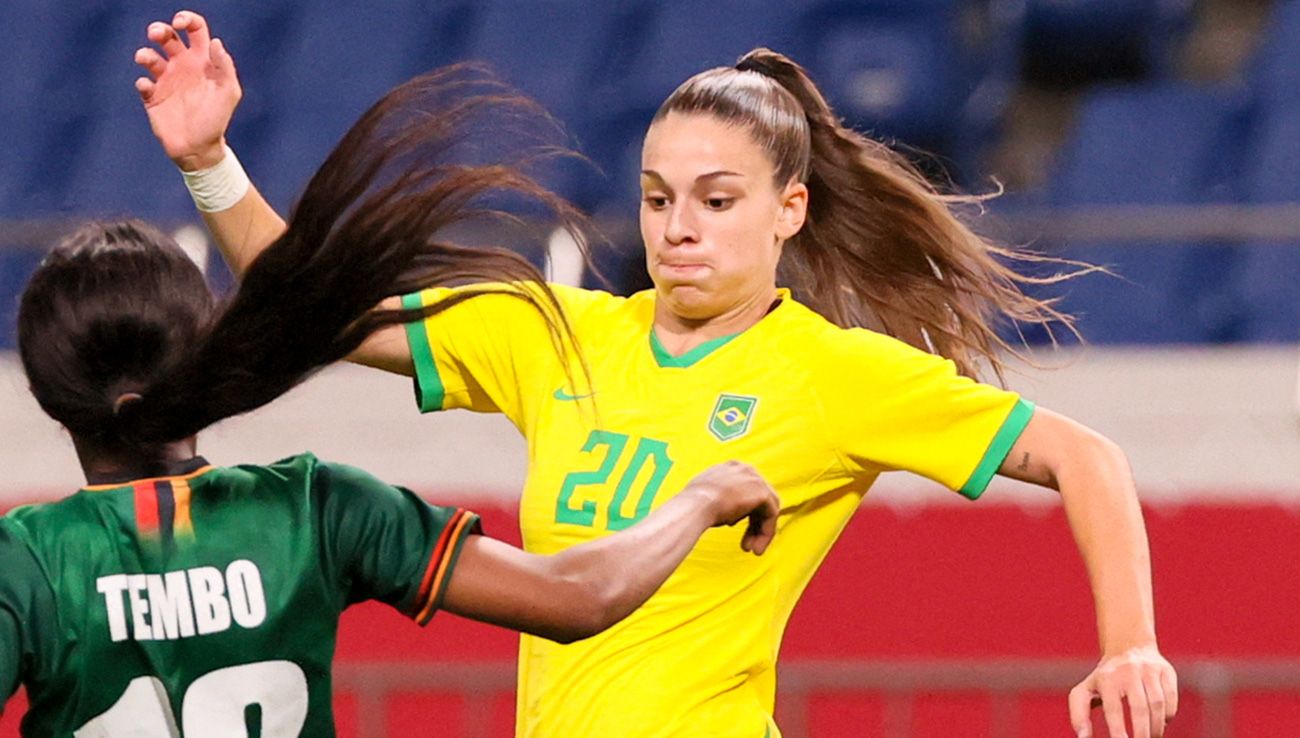 Giovana Queiroz con Brasil