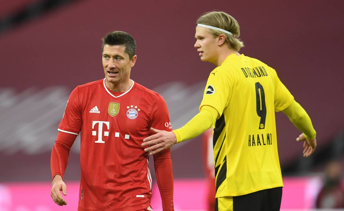 Lewandowski And Haaland in a Bayern-Dortmund