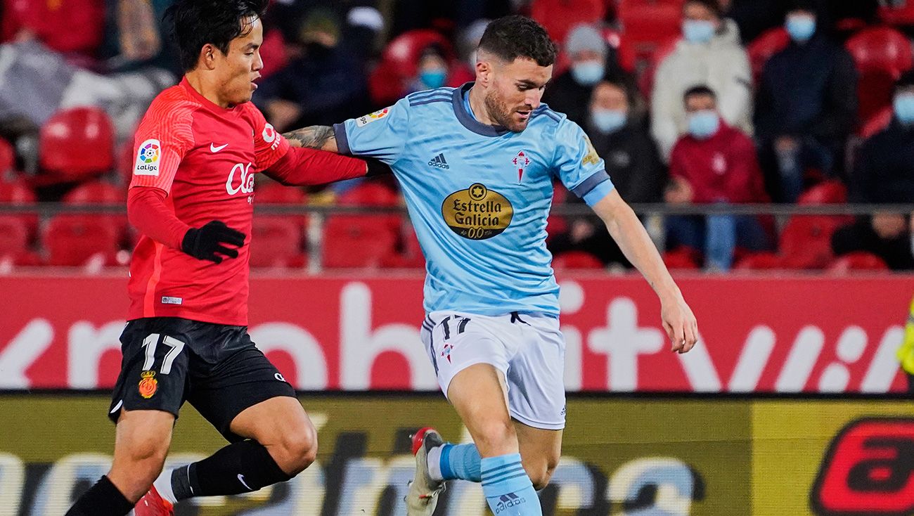 Javi Galán in a match against Mallorca