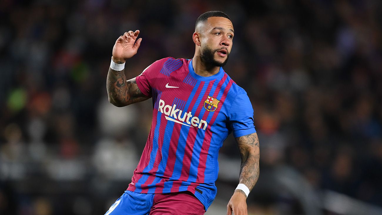 Memphis Depay with FC Barcelona