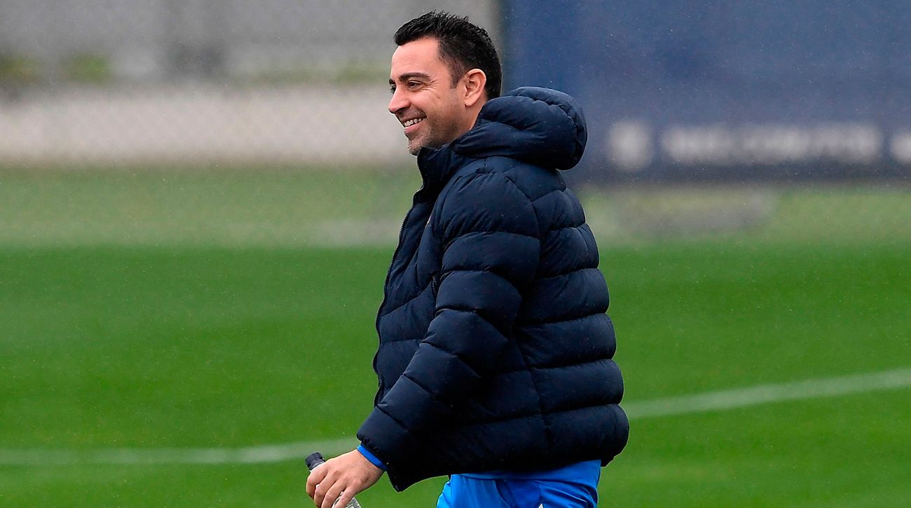 Xavi en un entrenamiento del Barça