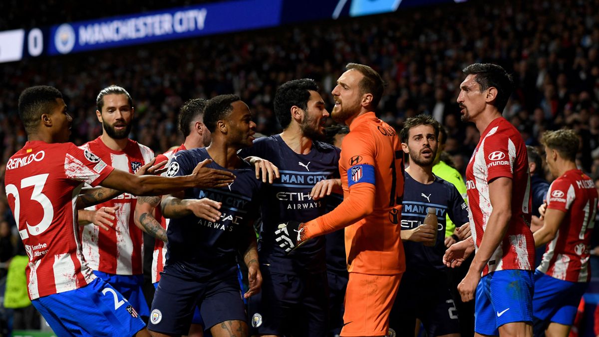 Tangana entre los jugadores del Atlético y Manchester City
