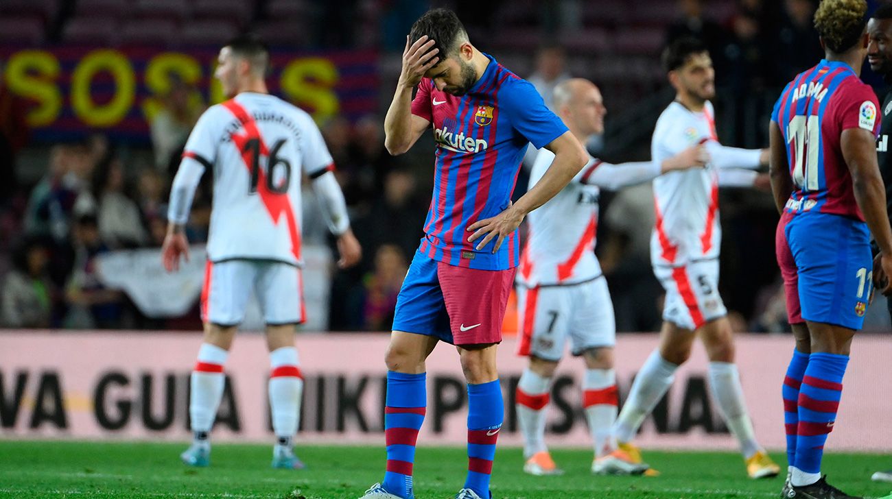 Jordi Alba se lamenta tras la derrota