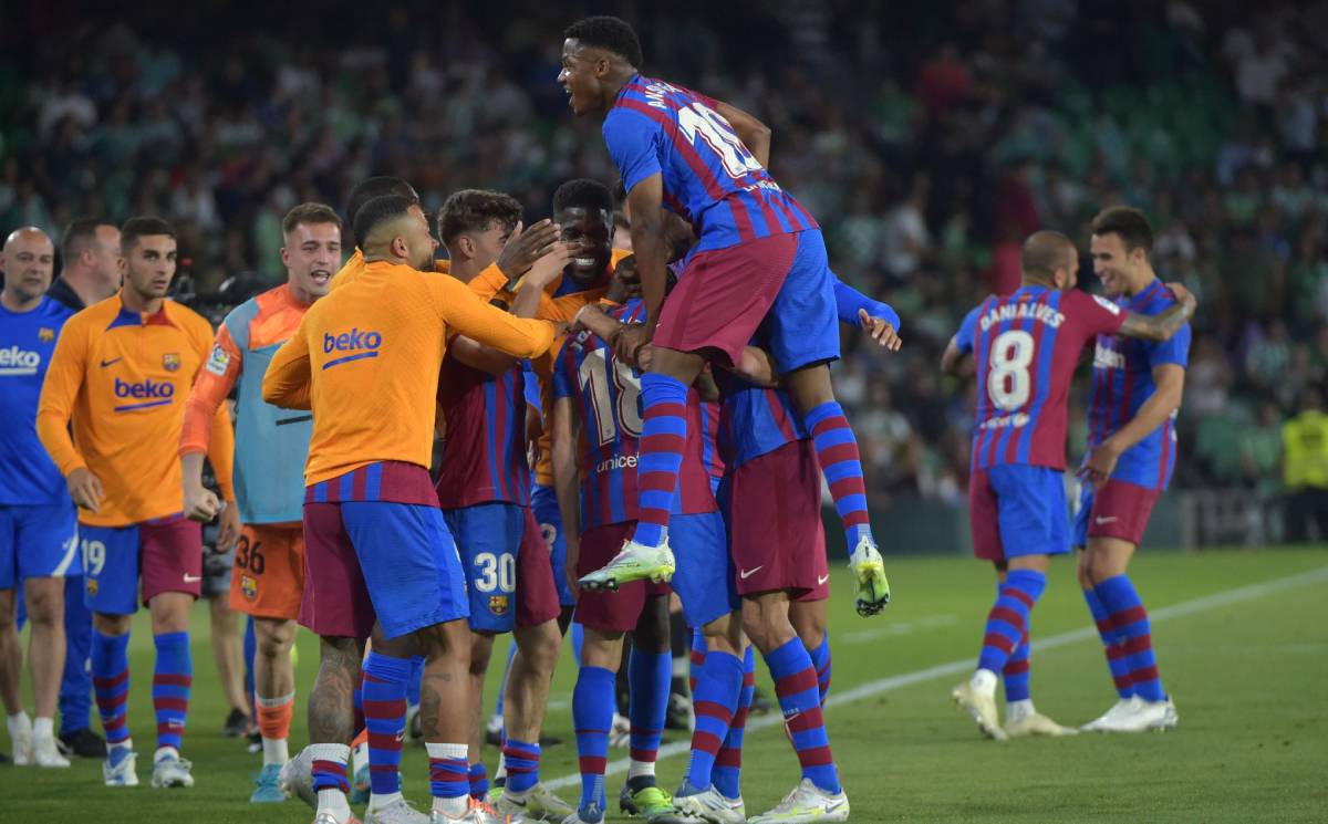 The Barça celebrates his victory in front of the Betis