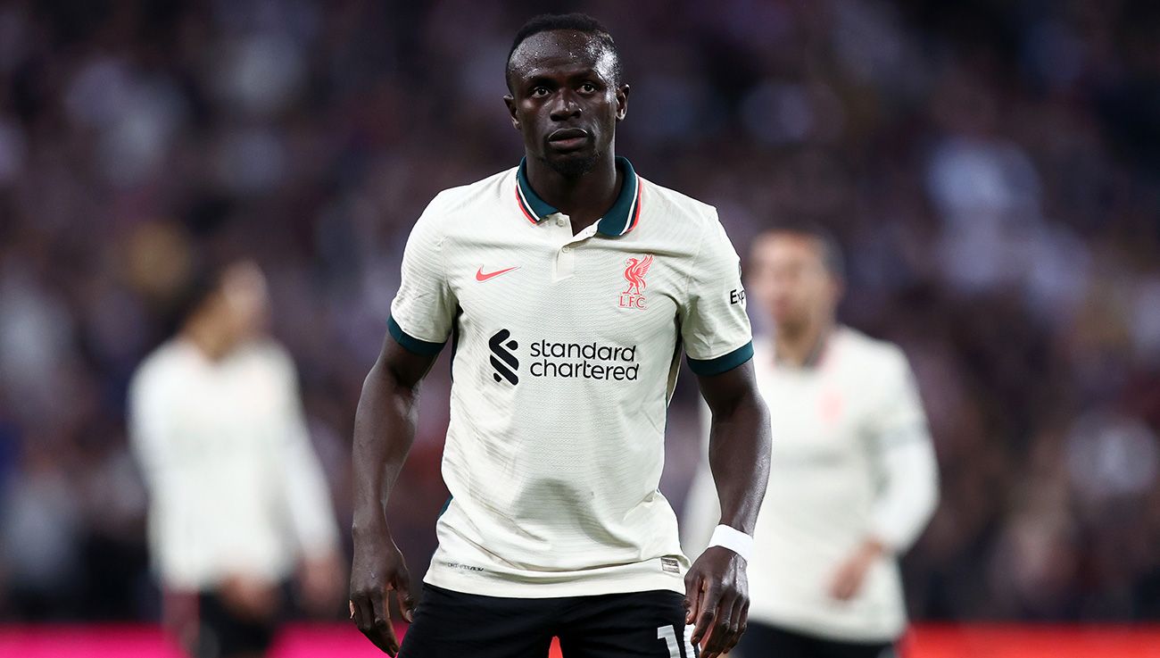 Sadio Mané frente el Aston Villa