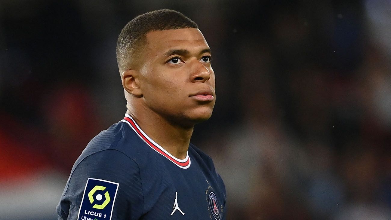 Kylian Mbappé in a match with Paris Saint-Germain