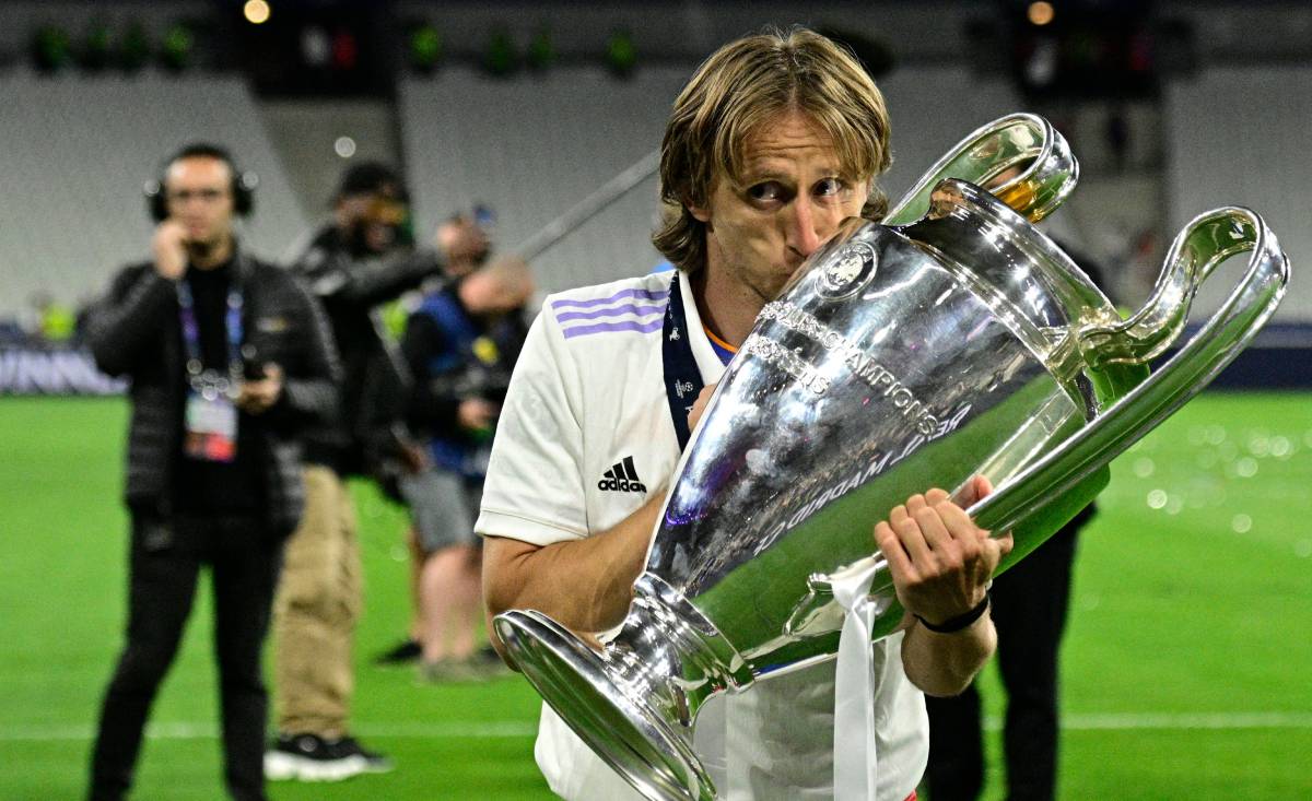Modric celebra la Champions del Madrid