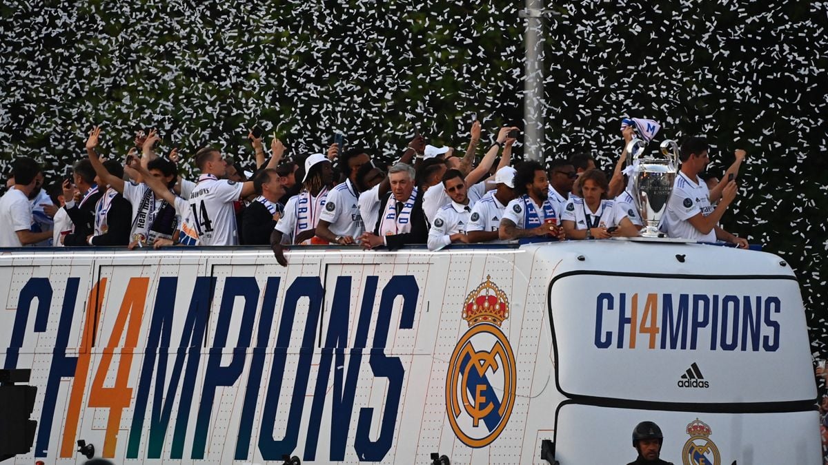Los jugadores del Real Madrid en su festejo por la Champions League