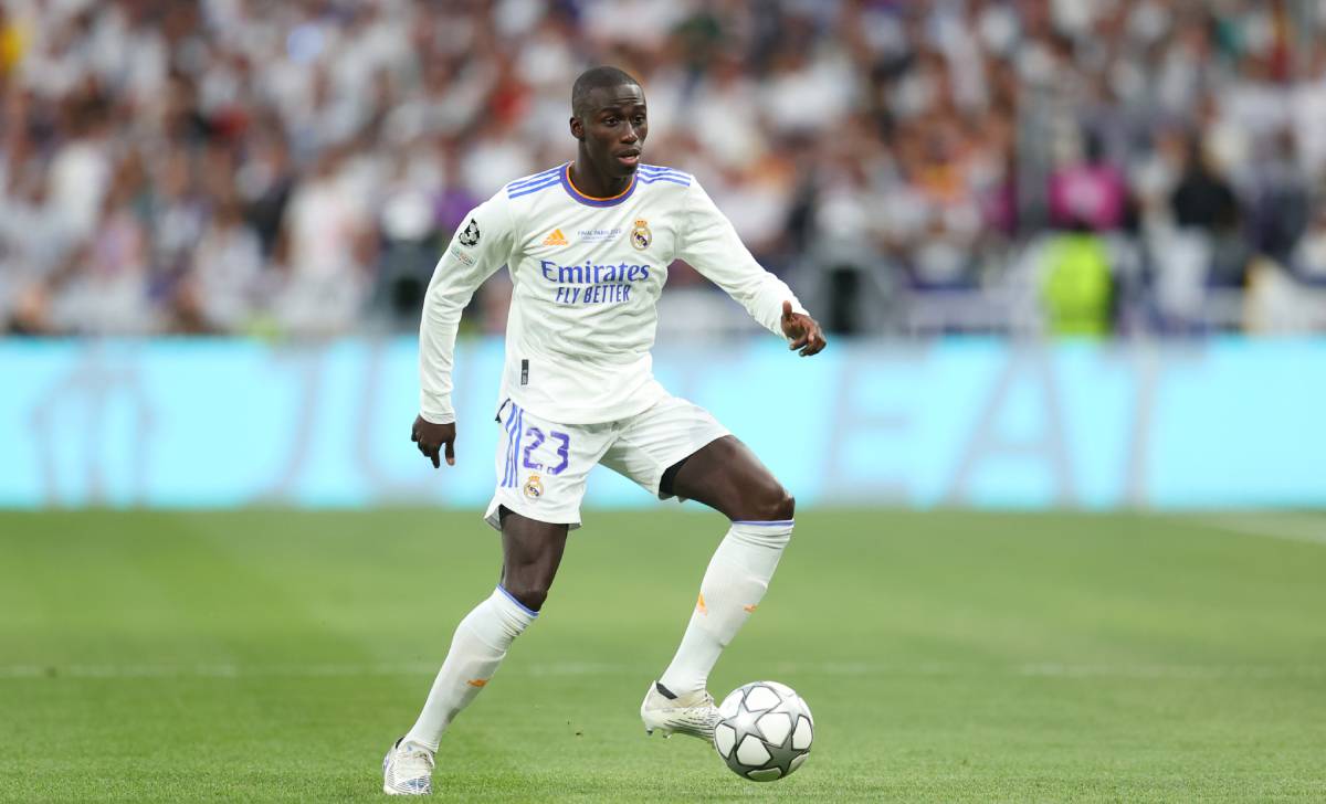Mendy, in the final of Champions in front of the Liverpool