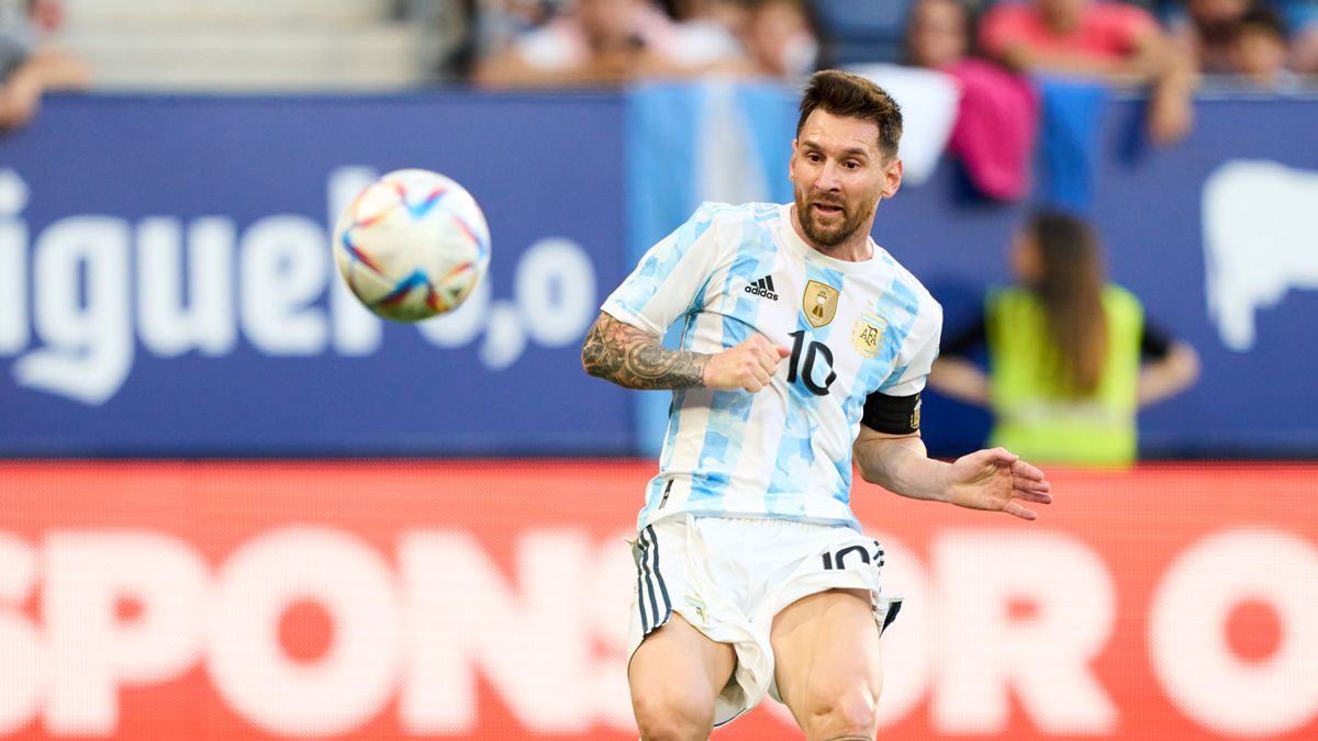 Leo Messi en un partido con Argentina