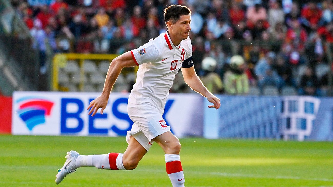 Robert Lewandowski en un partido con Polonia