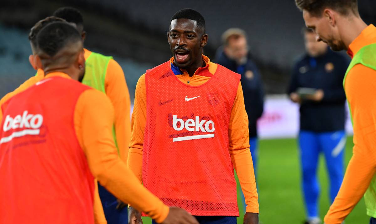 Dembélé calienta con el Barça