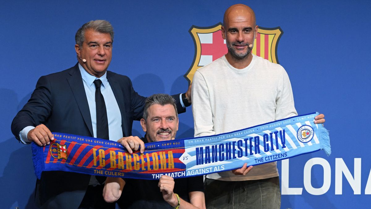 Joan Laporta,Juan Carlos Unzue y Pep Guardiola en la presentación del amistoso del Barça-City