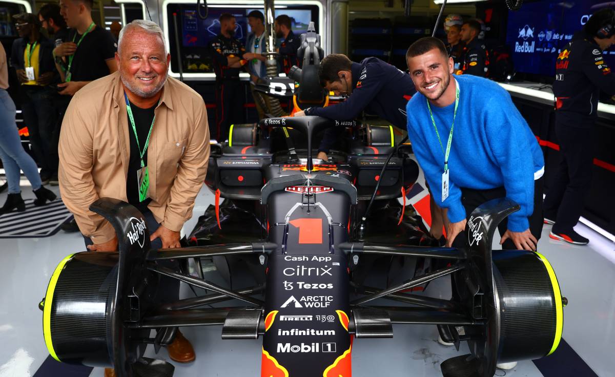 Mason Mount and his father at the British GP