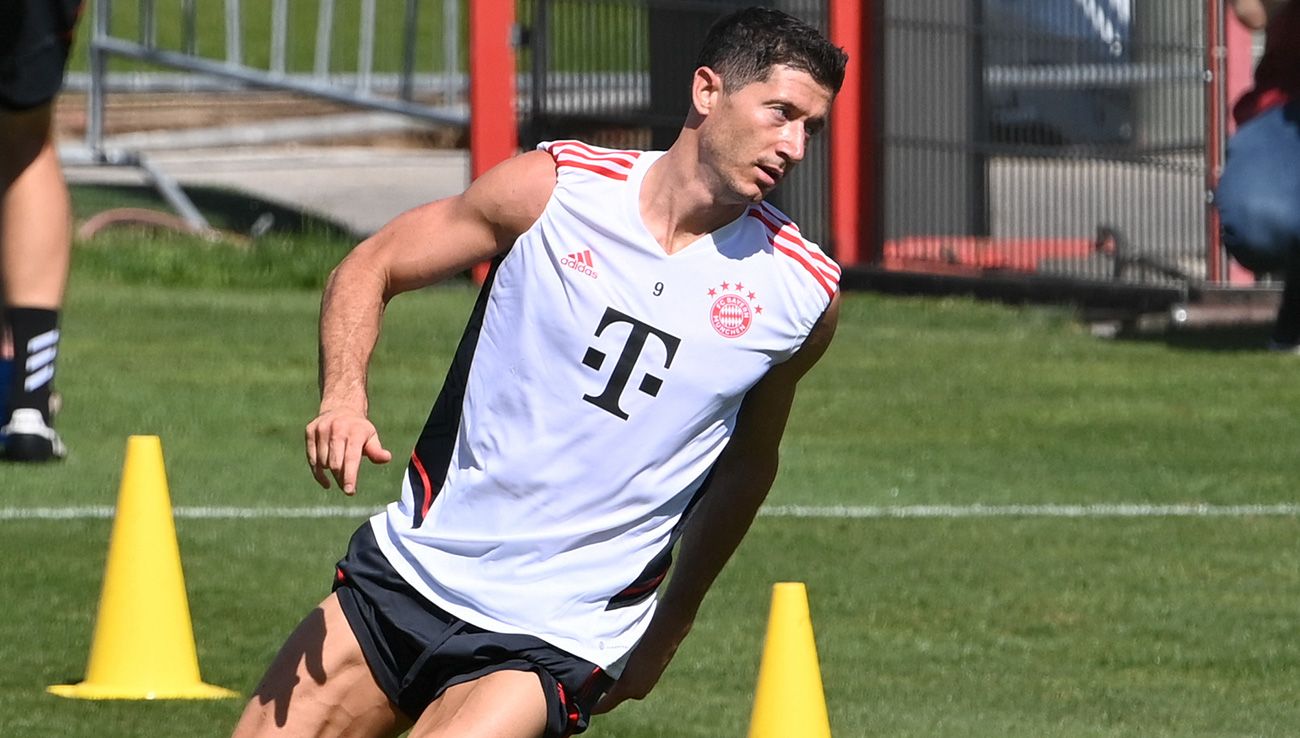 Robert Lewandowski in training