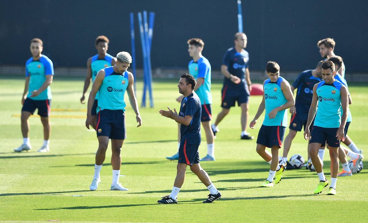 Xavi in a Barça training
