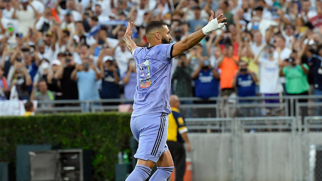 Karim Benzema celebrating a goal
