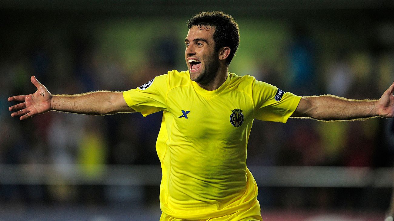 Giuseppe Rossi celebrating a goal