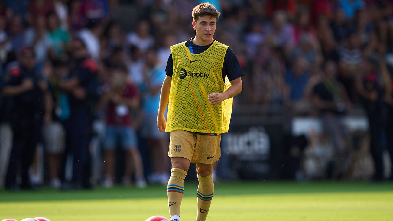 Pablo Torre, en un calentamiento con el FC Barcelona