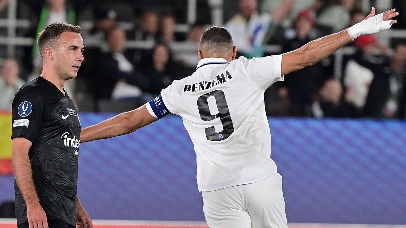 Karim Benzema celebrates his goal in the European Super Cup with Real Madrid