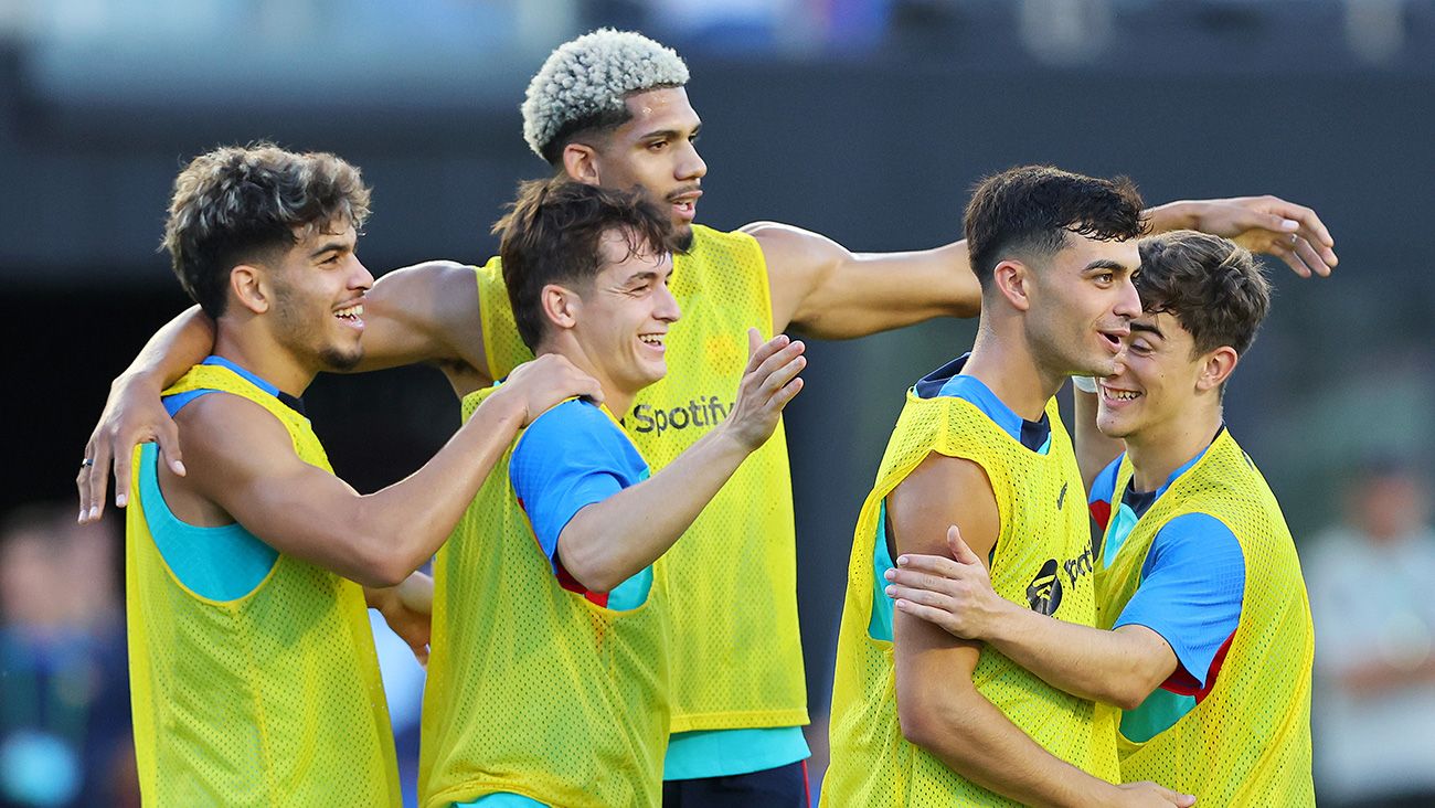 Los jóvenes del Barça en un entrenamiento